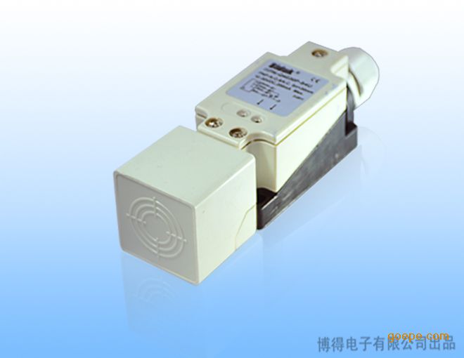 扬州q40方形接近传感器,长距离替dw-ad-607