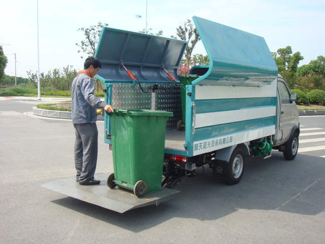 面议                   厢式垃圾桶清运车|装桶垃圾车|垃圾桶运输车