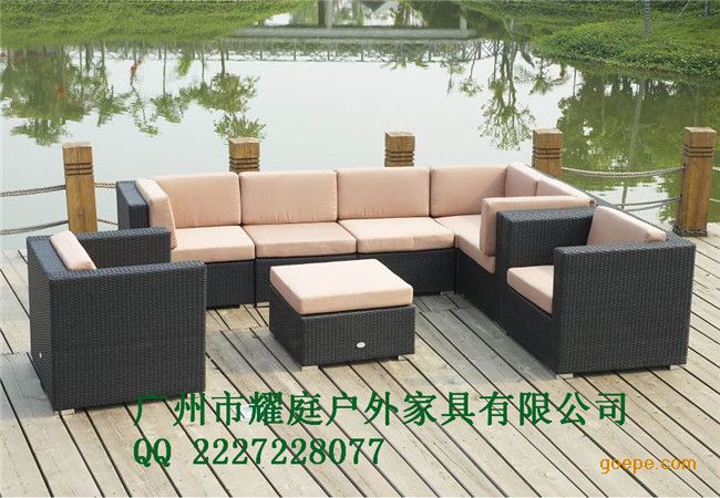 小型欧式秋千咖啡厅装修图片