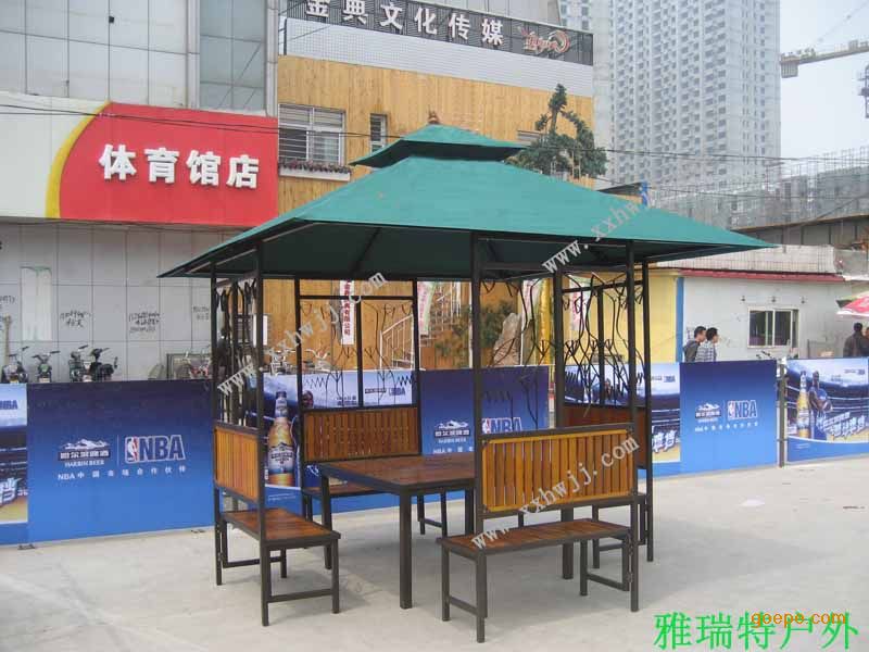 武汉凉亭 木屋 凉篷 合肥凉亭 昆明凉亭 贵阳凉亭 成都凉亭 广场凉亭 拉萨凉亭 重庆凉亭 凉篷 凉棚 别墅休闲亭厂家 武汉木亭 公园凉亭 景区凉亭 景区凉篷厂家 公园亭子 亭子厂家 广场亭子 凉亭 亭子哪里有卖 成品凉亭 组装凉亭 成品亭子 组装凉篷 雅瑞特户外公司专业生产各种休闲凉亭、景区凉亭,有豪华凉亭,春秋铁亭,标准铁亭,实木凉亭,铝合金凉亭等各种凉亭系列。 雅瑞特铁凉亭型号:YT-p01 武汉雅瑞特铁凉亭用途:别墅花园,豪庭花园露台,景区,广场,酒店、小区,咖啡馆、会所、泳池 雅瑞特铁凉亭参数
