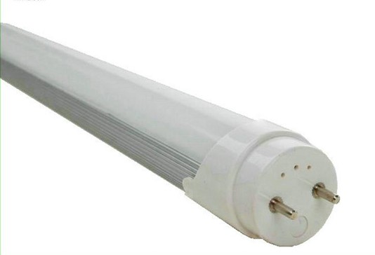 LED日光灯全套LED光管LED灯管T8灯管180度