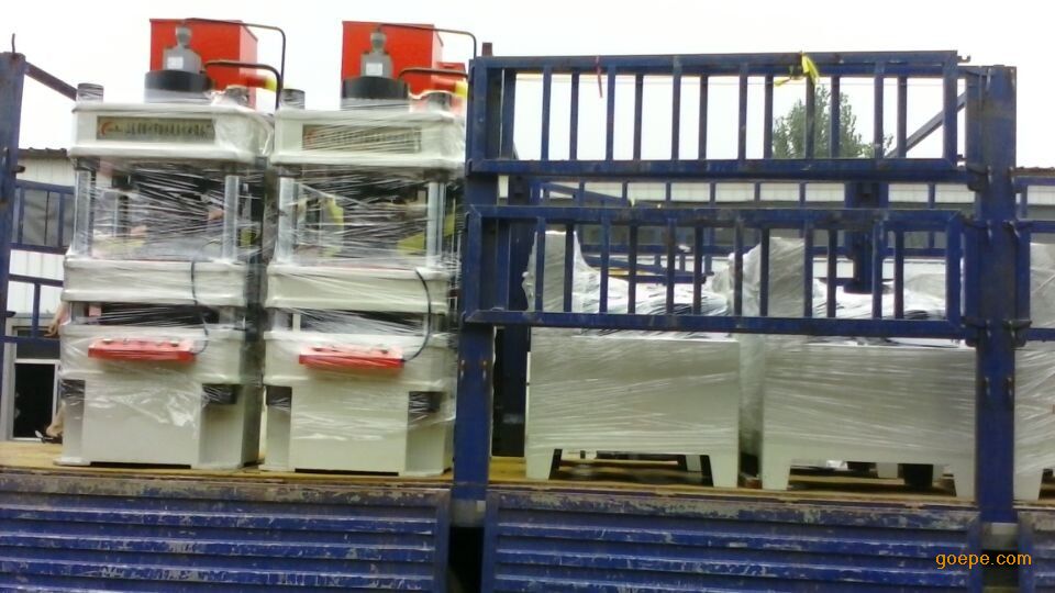 联运500吨翻版鱼饵成型机,专业生产爆炸鱼饵液