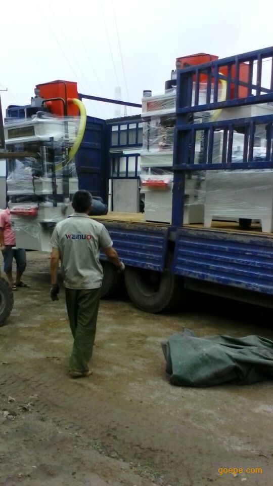 联运500吨翻版鱼饵成型机,专业生产爆炸鱼饵液