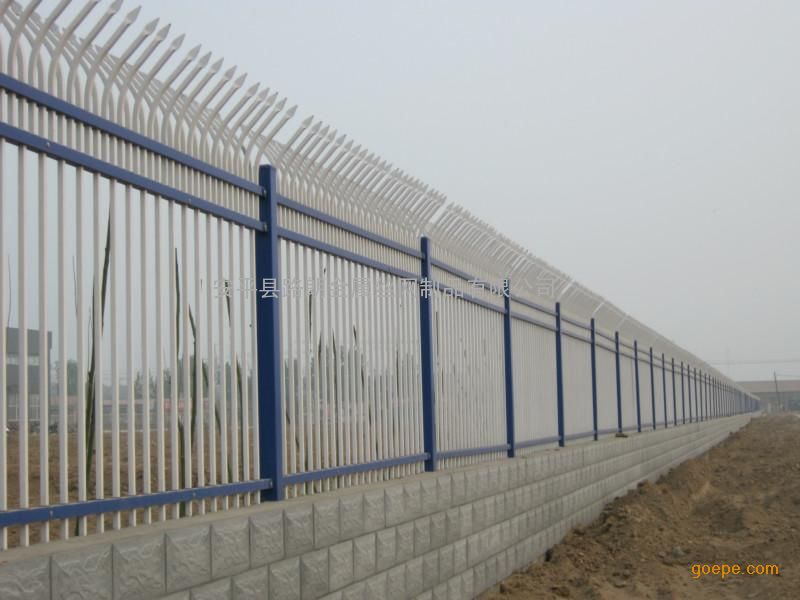 天津锌钢护栏 公园围墙锌钢护栏 锌钢护栏厂家