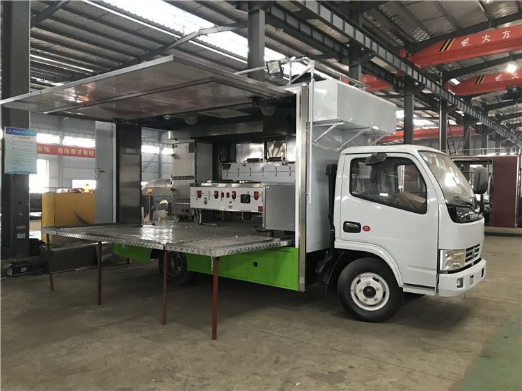 优质的移动冰激凌车 红白喜事流动宴席餐车参数
