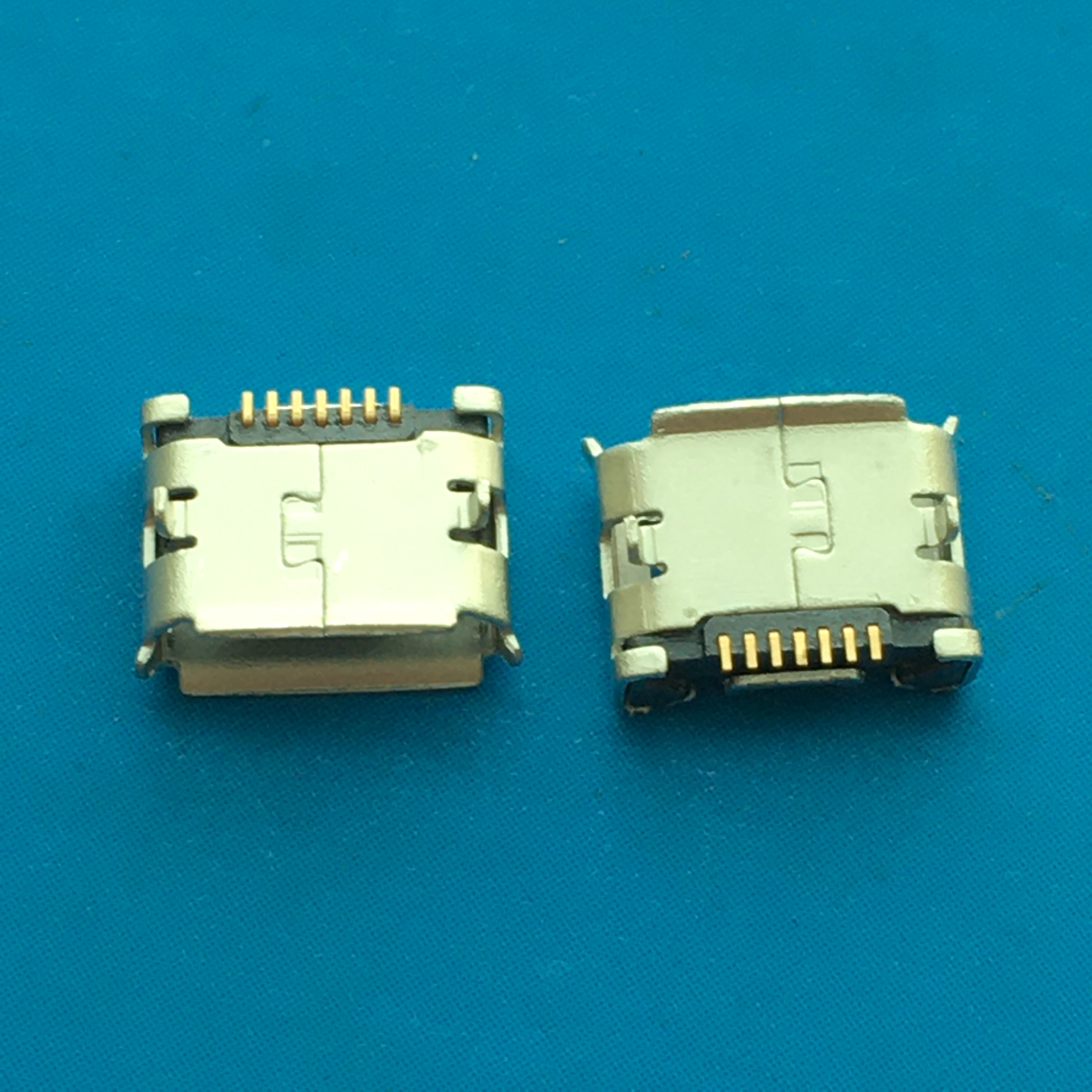 协新达 micro 7p母座usb 7pin前插后贴smt5p 2p贴片有卷边 xd-mc-7p