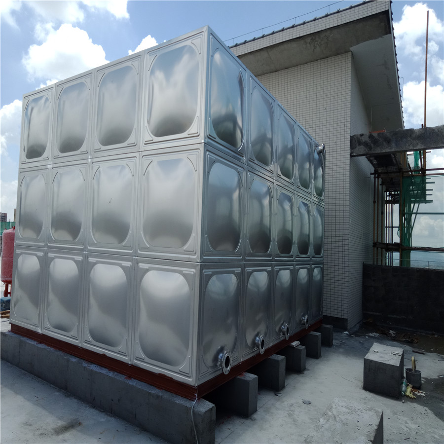 华腾达大型消防水箱安装，膨胀水箱定制HTD-XF240T