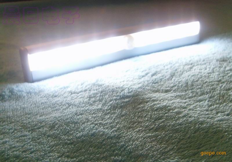 铝合金长条人体感应抽屉灯/感应镜前灯/贴片LED感应灯