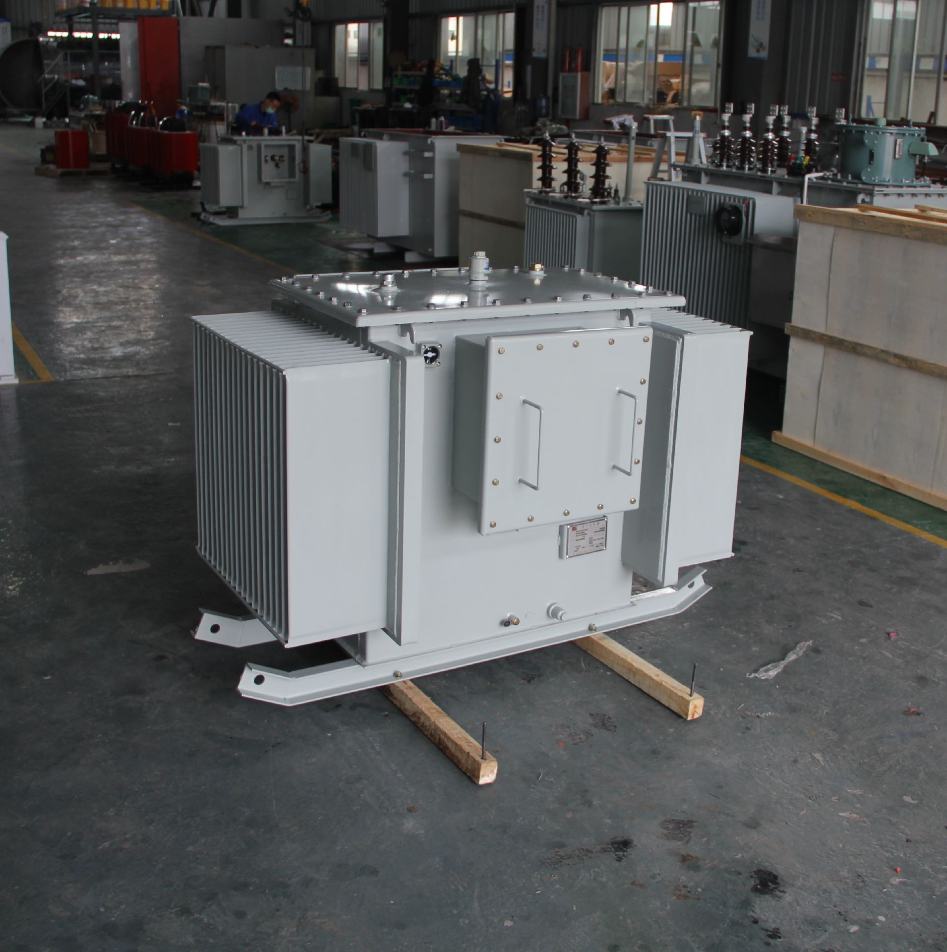 ܿͽʽѹ 10/0.4KV Yy0-d11 ɶ ֤KS9-800KVA