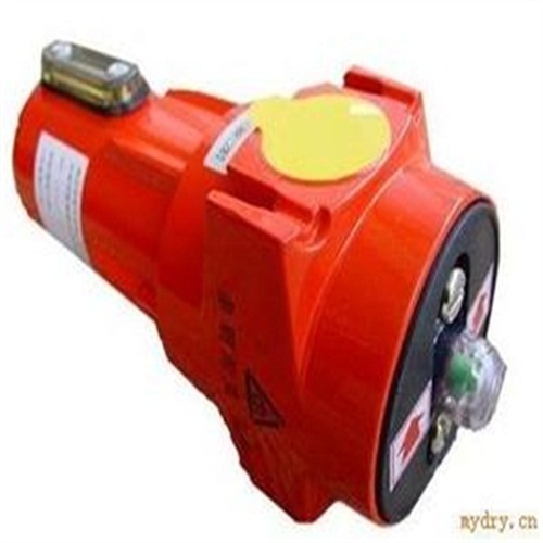 ����Ӣ��DOMNICK HUNTER������