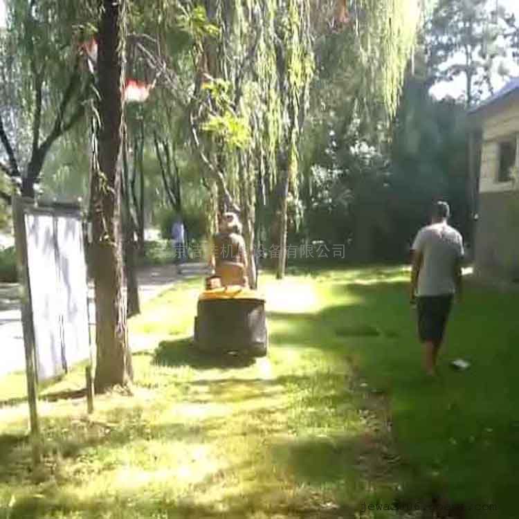 出入社区转弯灵活STM1100除雪车配件齐全一站式采购