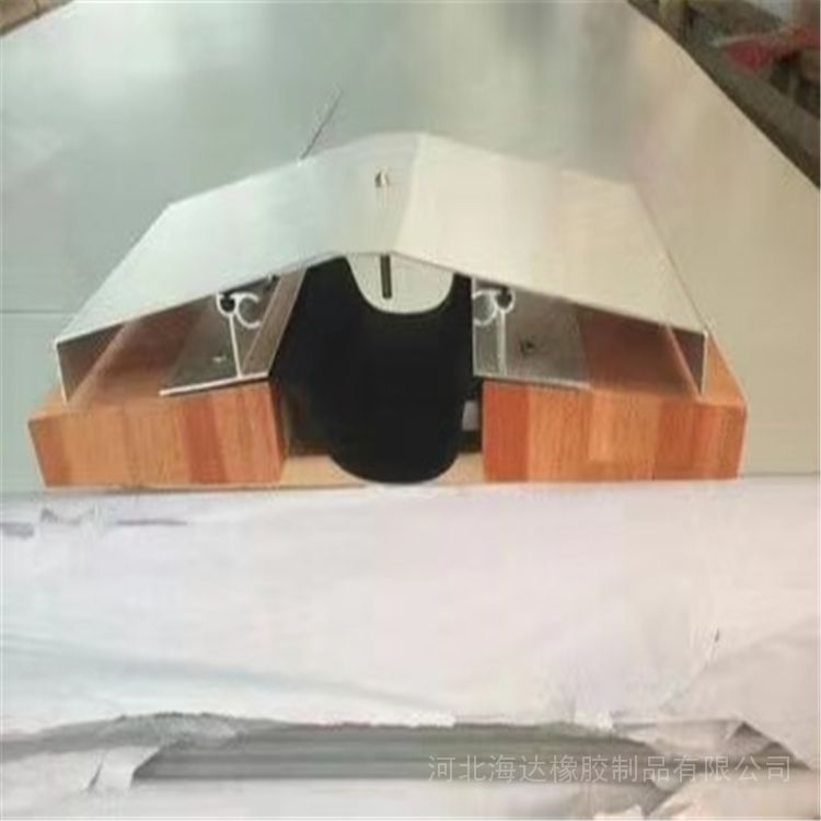 海达铝合金变形缝追求质量