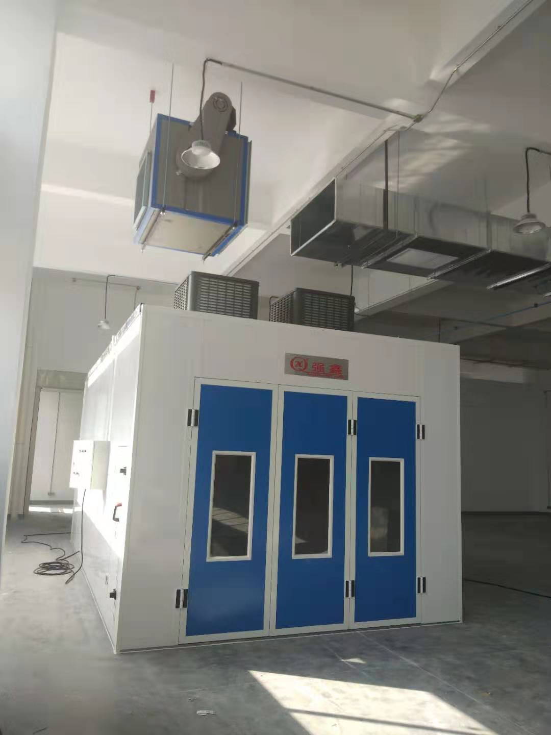 强鑫环保型汽车烤漆房红外线电加热烤房标准小轿车喷漆房qx1000a