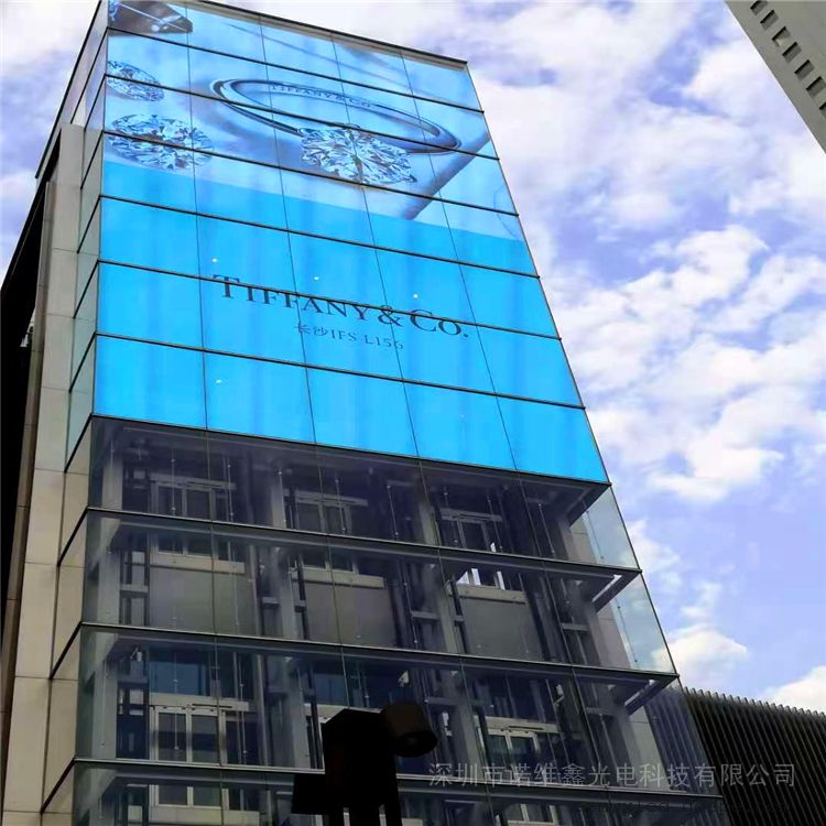 诺维鑫珠宝店橱窗p3.9led透明屏1000mmx1000mm规格定制尺寸
