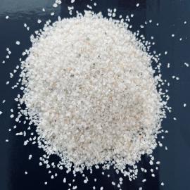 一久1-2mm石英砂用于喷砂除锈颗粒饱满量大价优