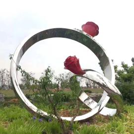 不锈钢圆环戒指雕塑抽象园林景观雕塑定制中雕园林雕塑