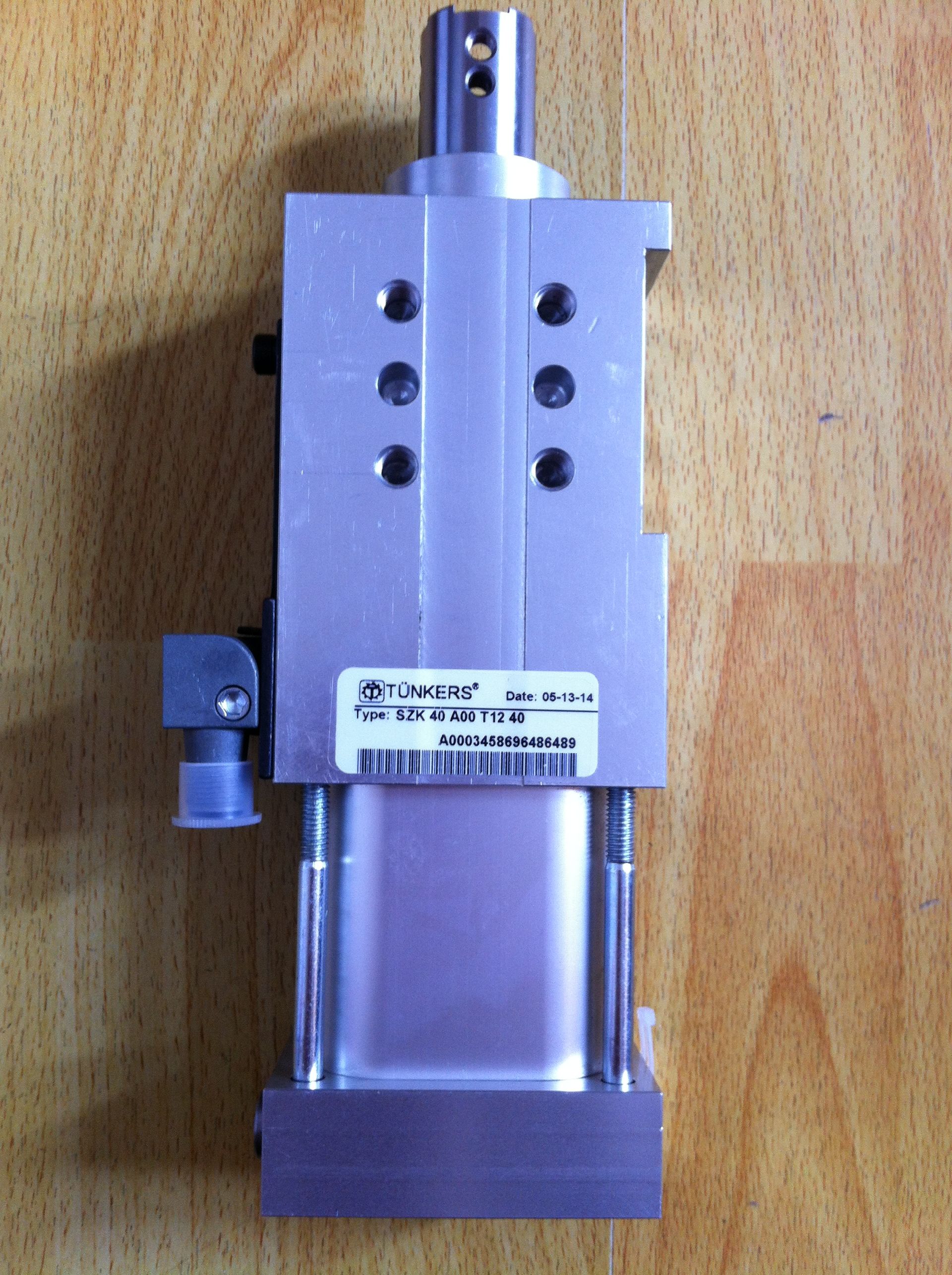 TUNKERS夹紧缸 夹紧器 勾销缸