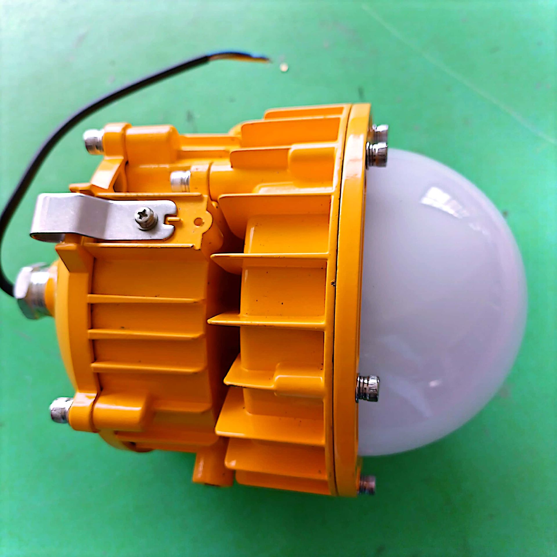 ³LED 50W/led 60WedBED