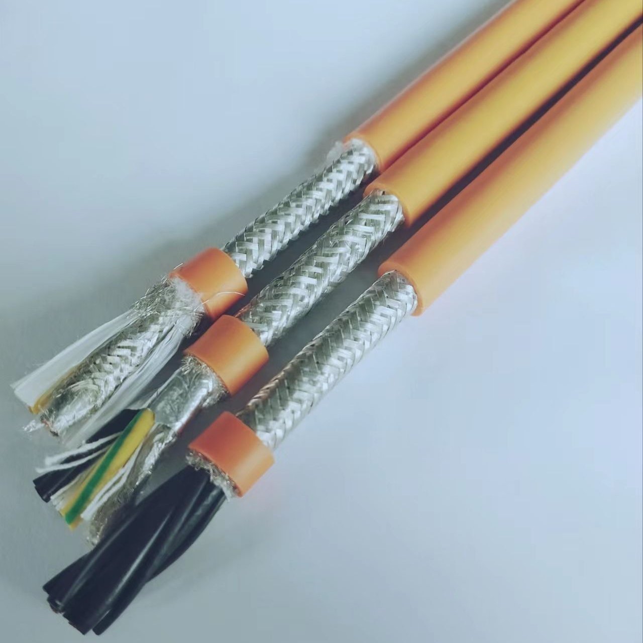 双绞双屏蔽高柔拖链电缆trvvsp