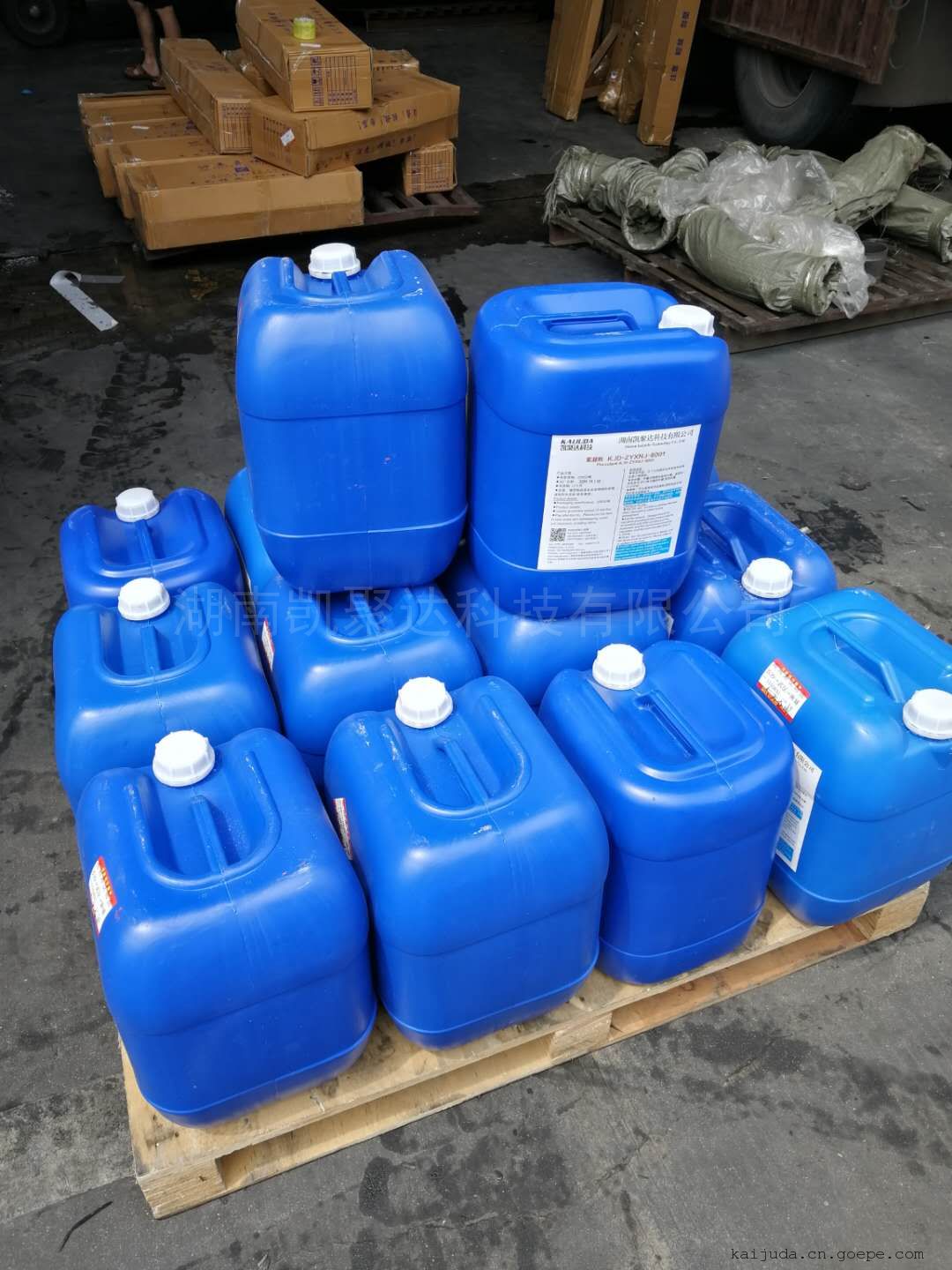 下面純水水處理藥劑廠家凱聚達小編講下消泡劑多少錢一公斤