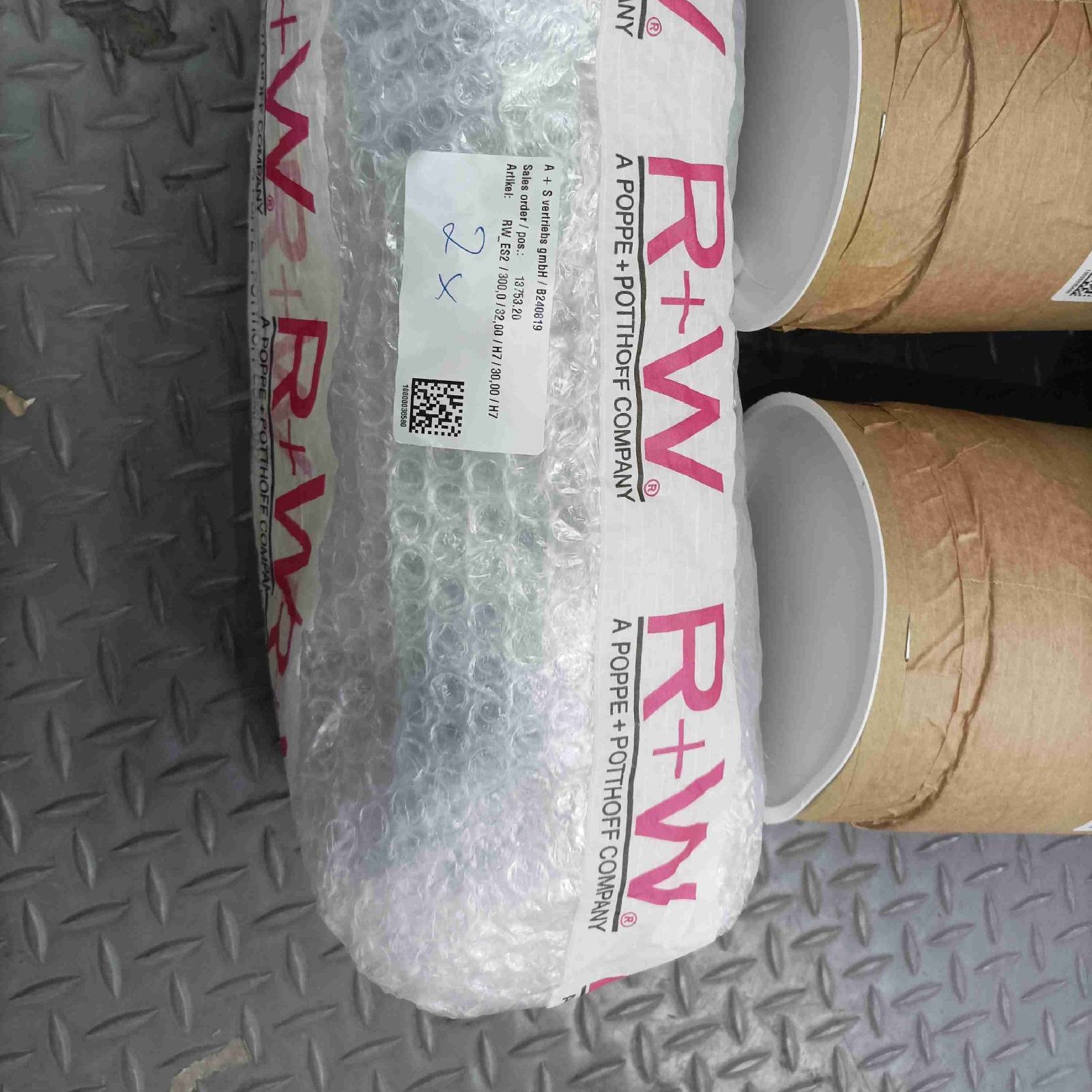 R+WES2/300 B W XXES2/300(B)(W)XX