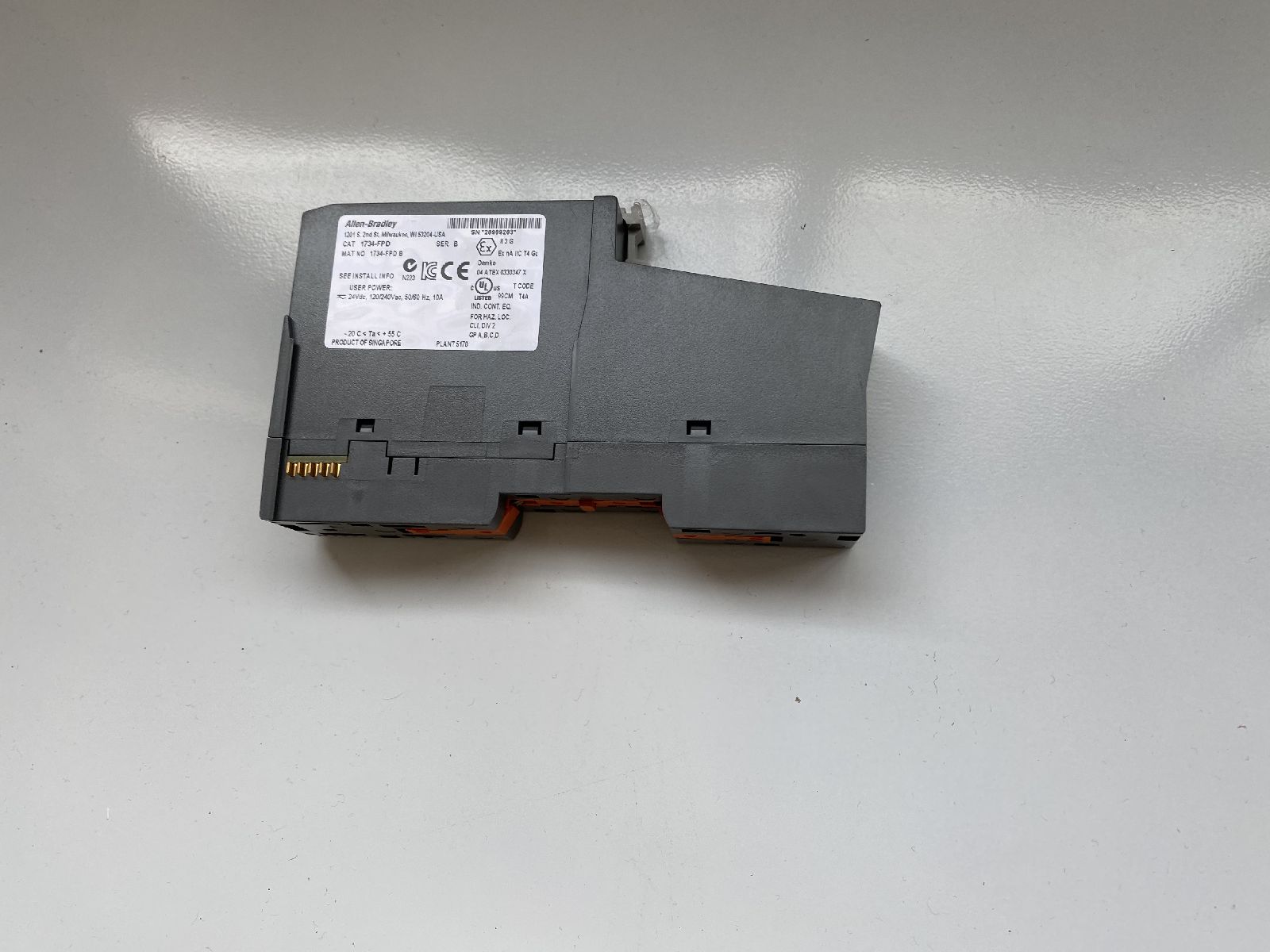GE ƵIC200TBX023