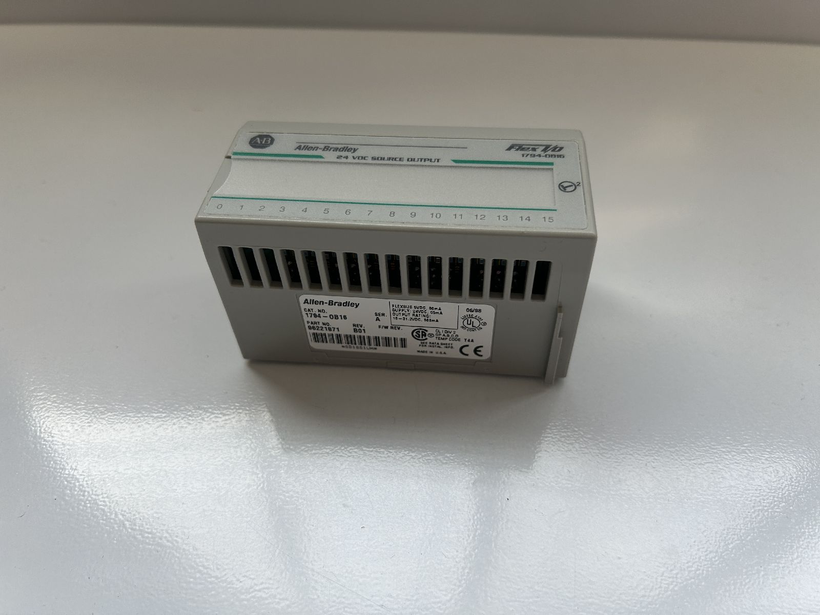 AB Ƶ  PLC1746-NO4V