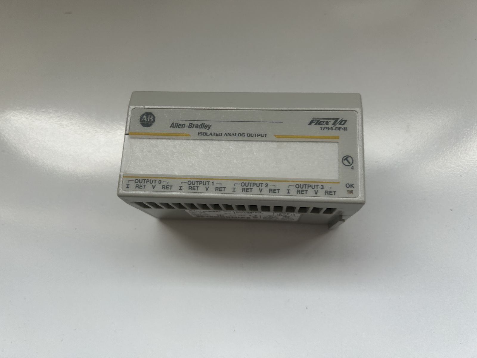 GE Ƶ  PLCIC200CBL510