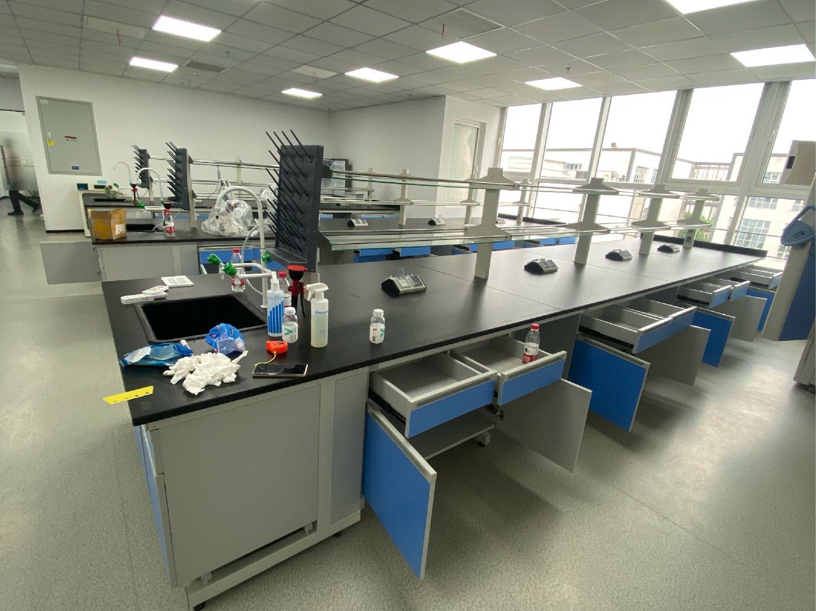 »׸ߵԺУľṹʵ̨ ෽㶨Űװ LM-SYT2410