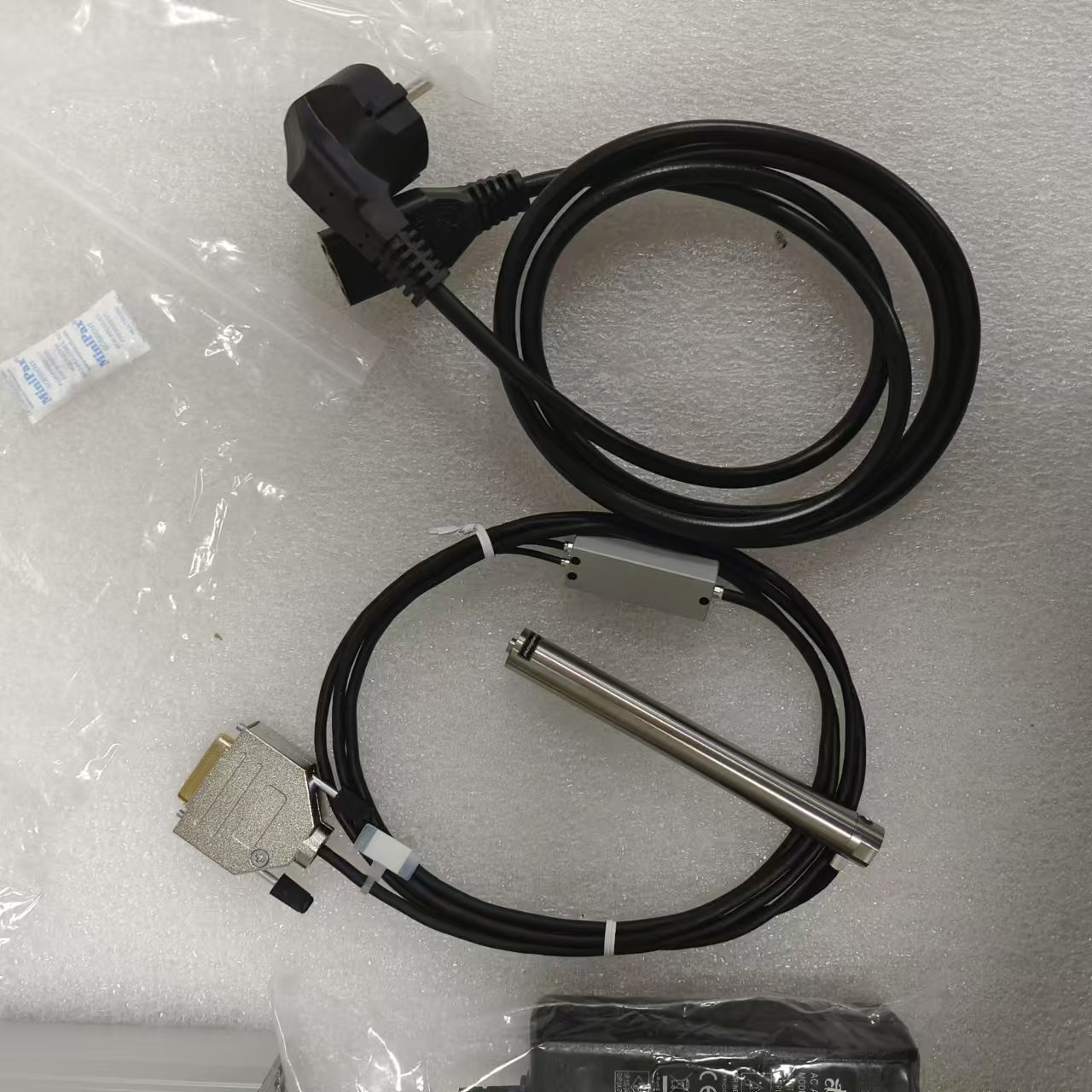piezosystem jena ѹ/ѹŴNV200-D-NET