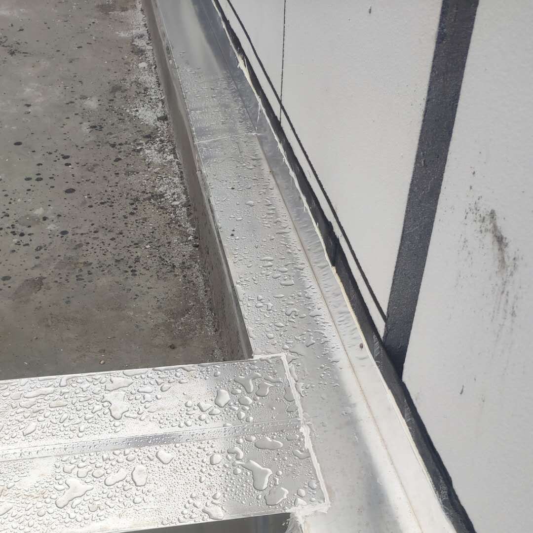 η¥ηηʩFOM