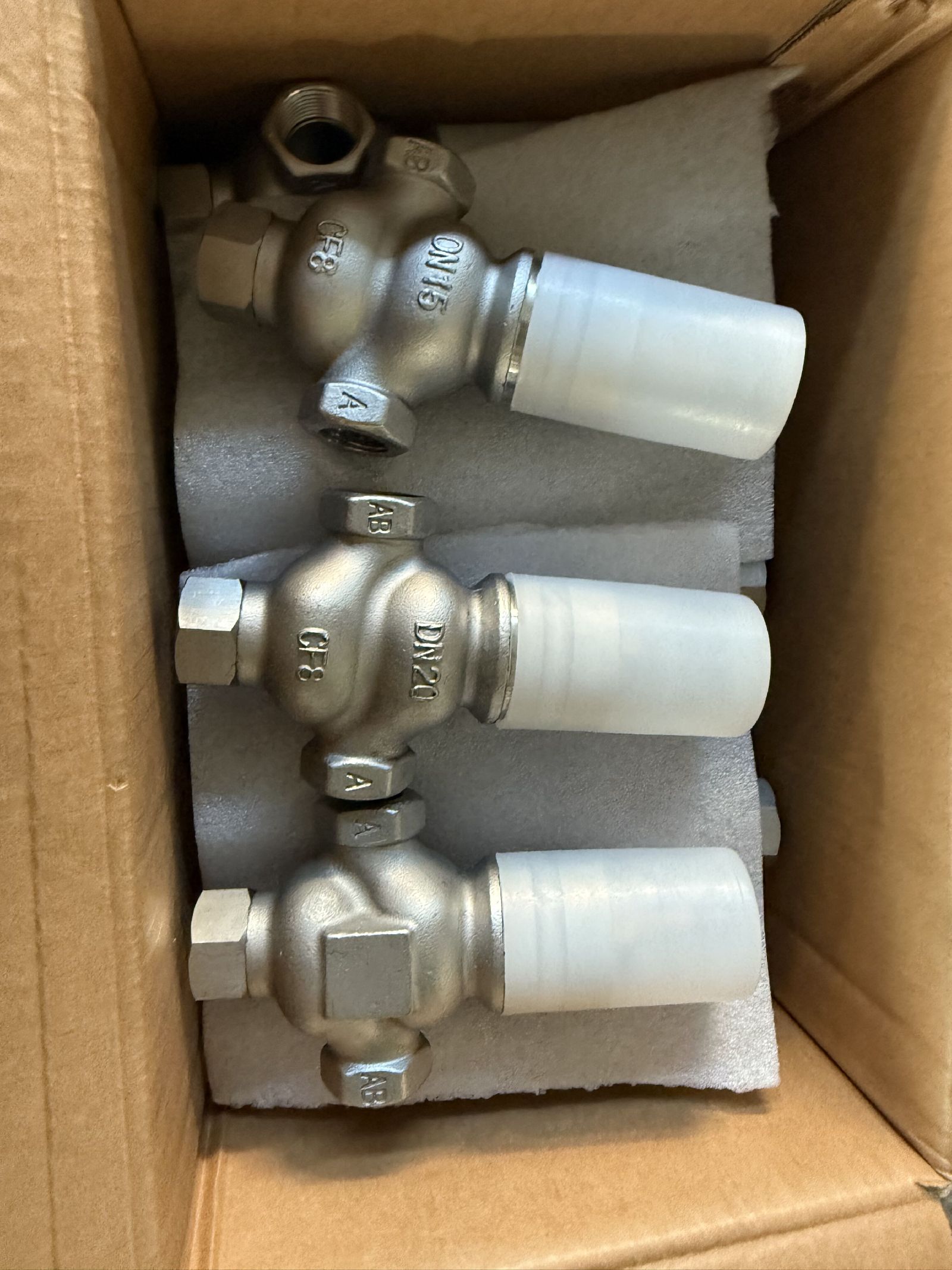 VFC61.25西门子连接不锈钢调节阀 304 CF8螺纹连接 两通、三通座阀