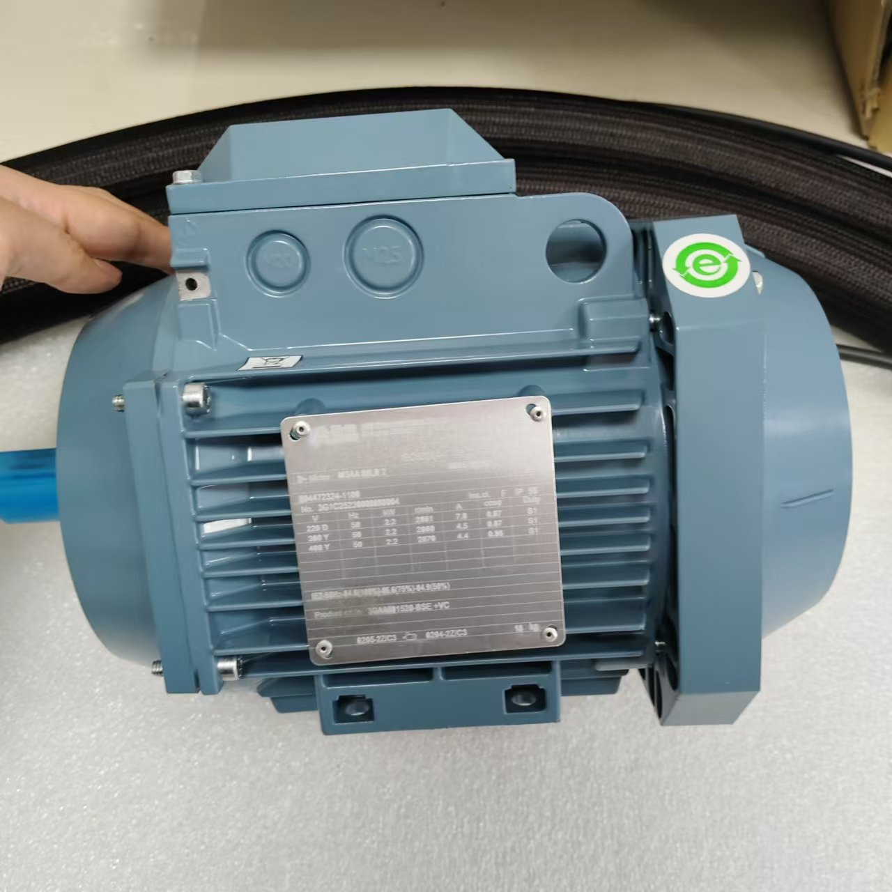 ABBѹ 첽ҵIEC 60034-1 MAA 90LC 2
