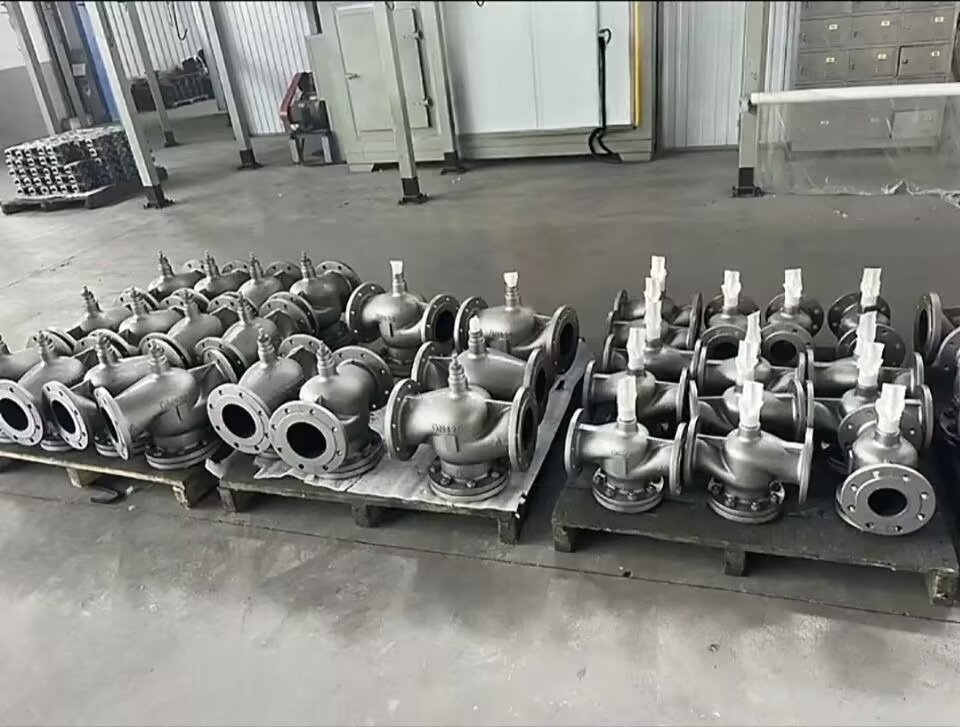 百通不锈钢304两通、三通 电动调节阀暖通阀西门子混装DN15-200