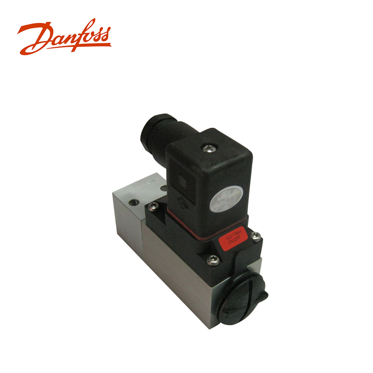 Danfoss˹¶ȿMBC5000-1411-1CB04 061B200066