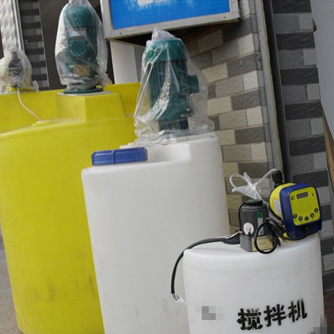 耐酸碱加药箱详情