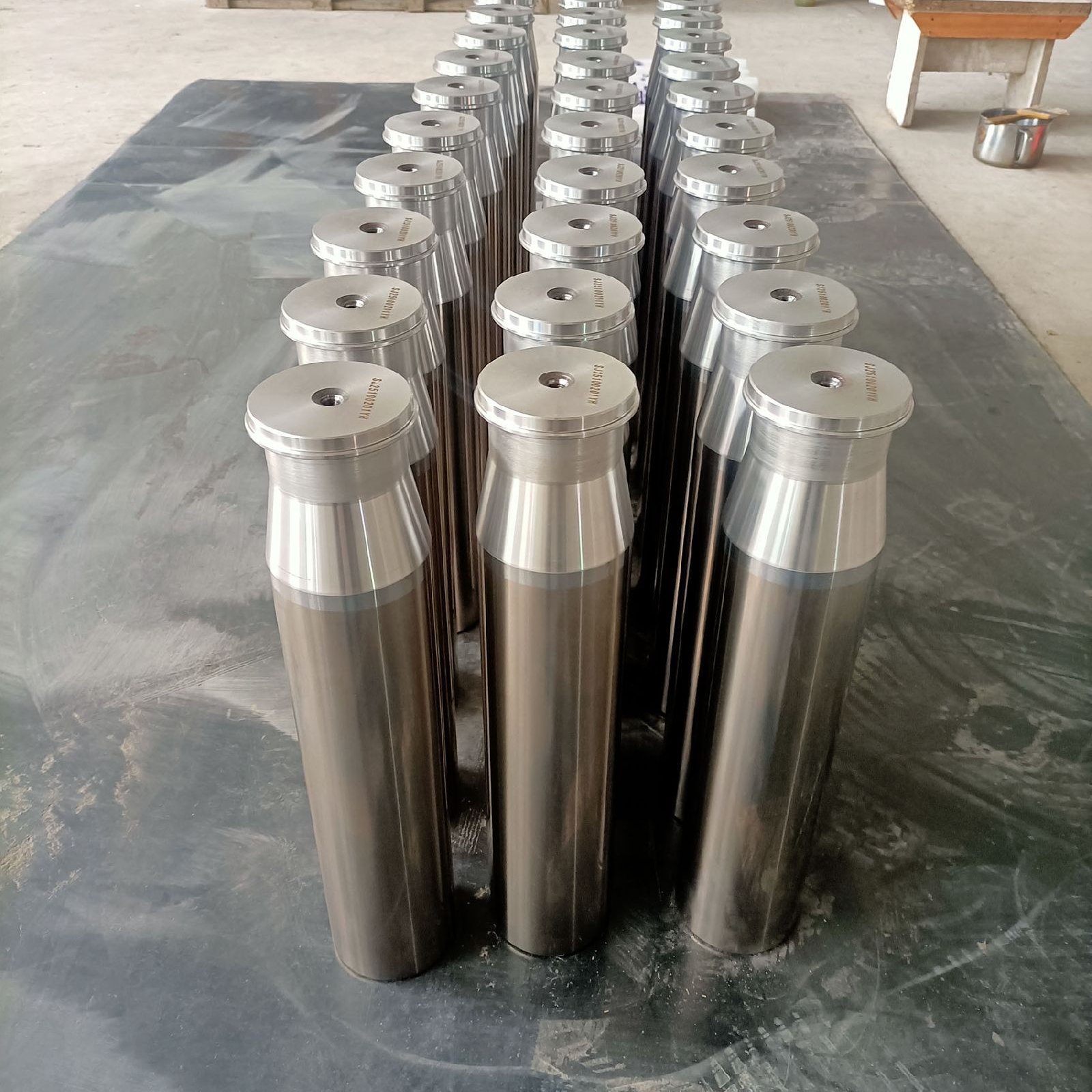 青峰通用制造压裂泵柱塞82.55*400 耐磨耐用使用寿命长φ82.55*400