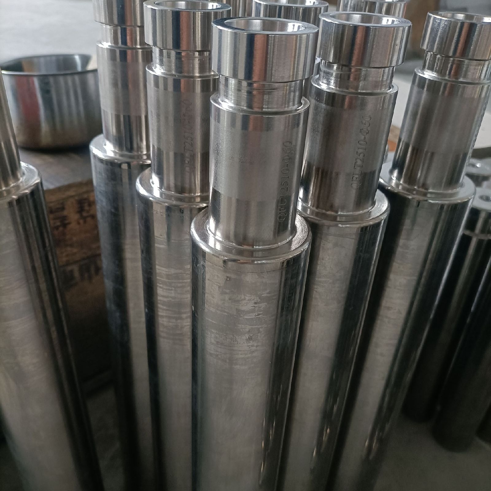 青峰通用制造注水泵柱塞耐磨耐用精度高硬度高φ60*469