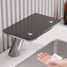 城壹社区移动厕所多功能感应水龙头给皂器6800