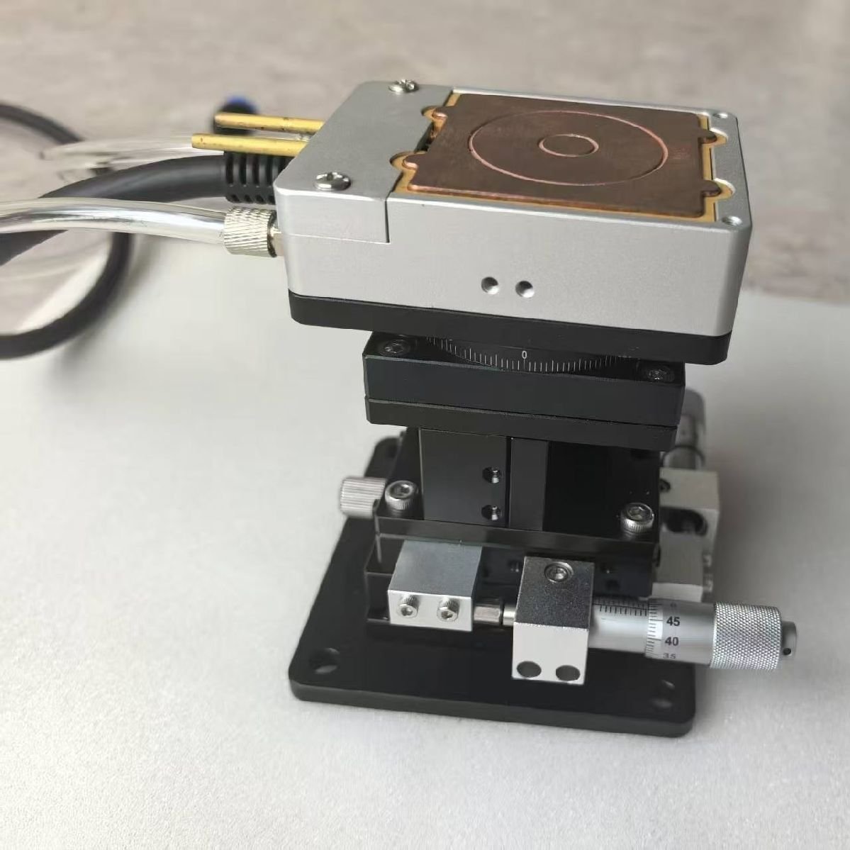 一文读懂半导体温控技术的奥秘HKTEC-2410