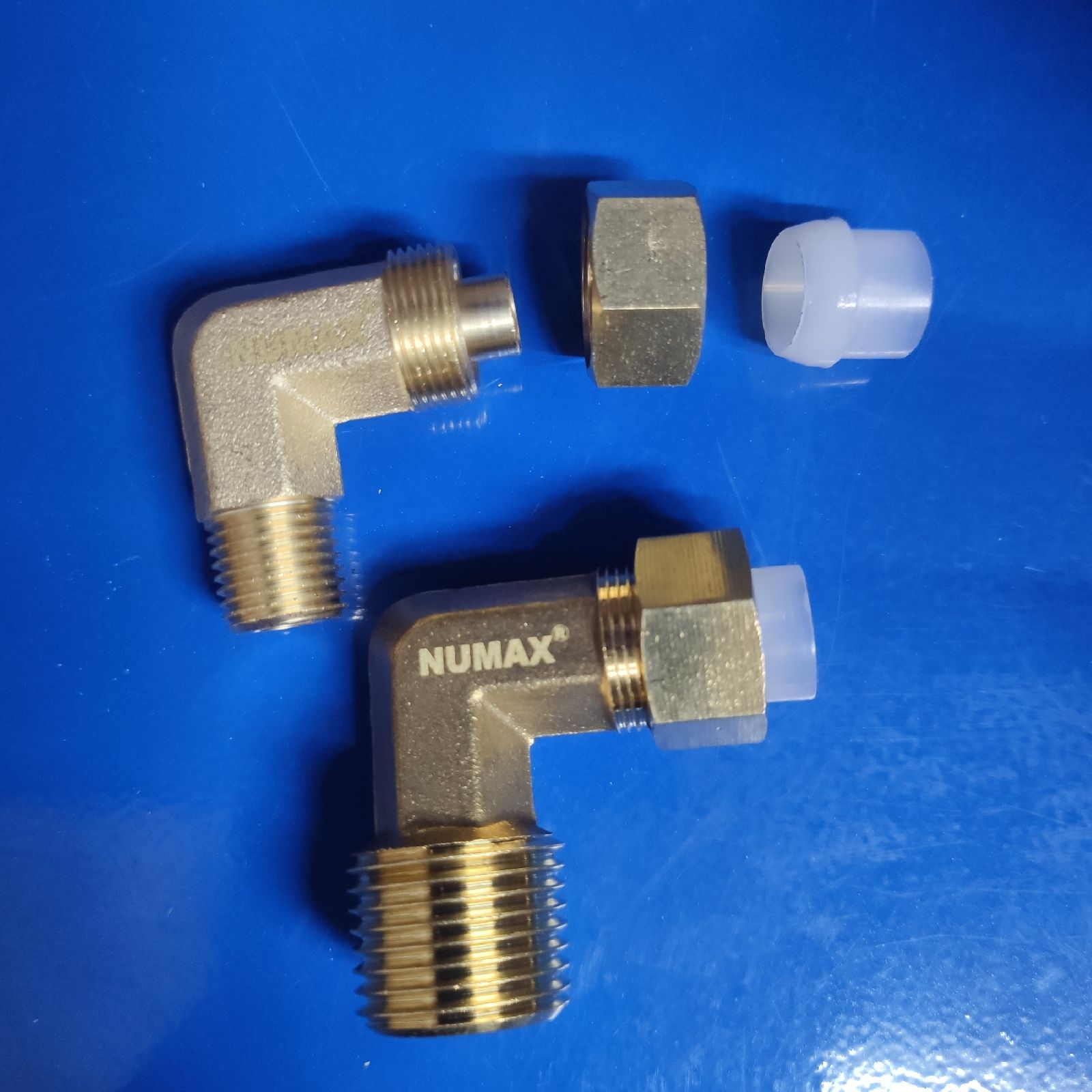 BFL嵌入式管接头 直角快拧式尼龙卡套接头φ10