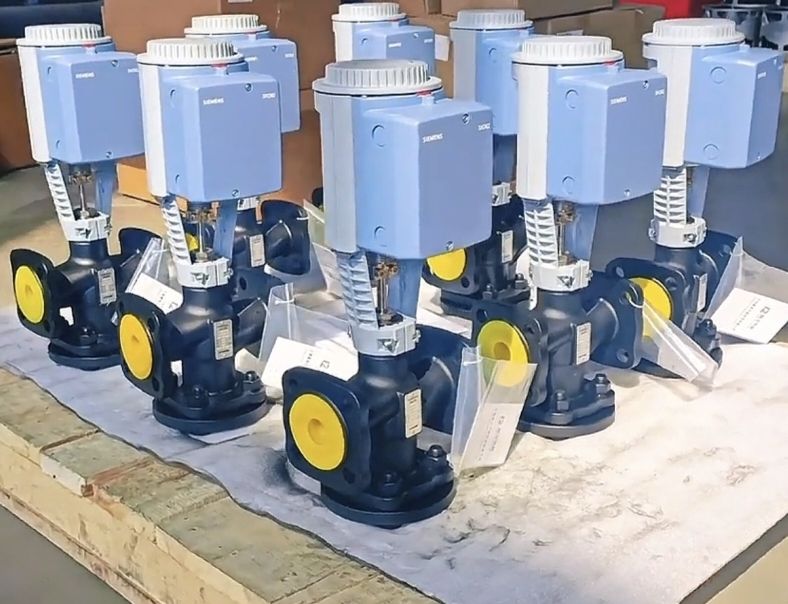 西门子混装电动三,两通调节阀 +SKD62执行器 弹簧复位 蒸汽阀