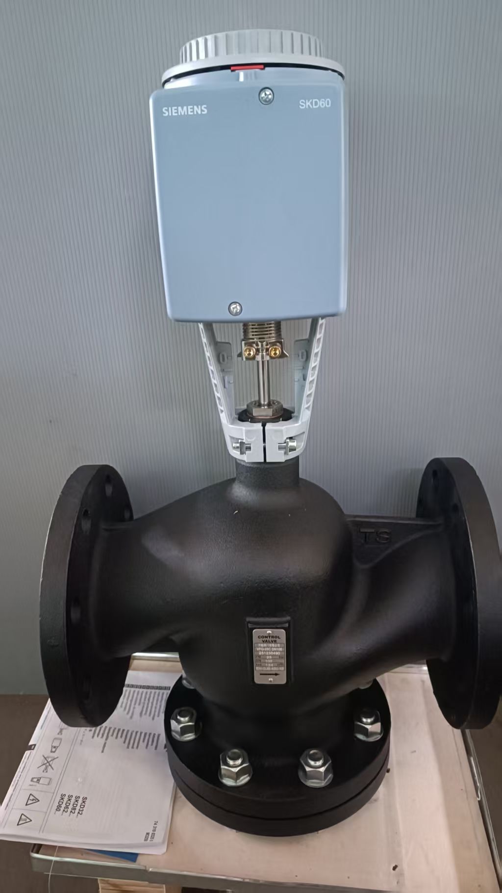 VVQT45.100 VVQT43.100西门子混装调节阀+SKD62 SKD60