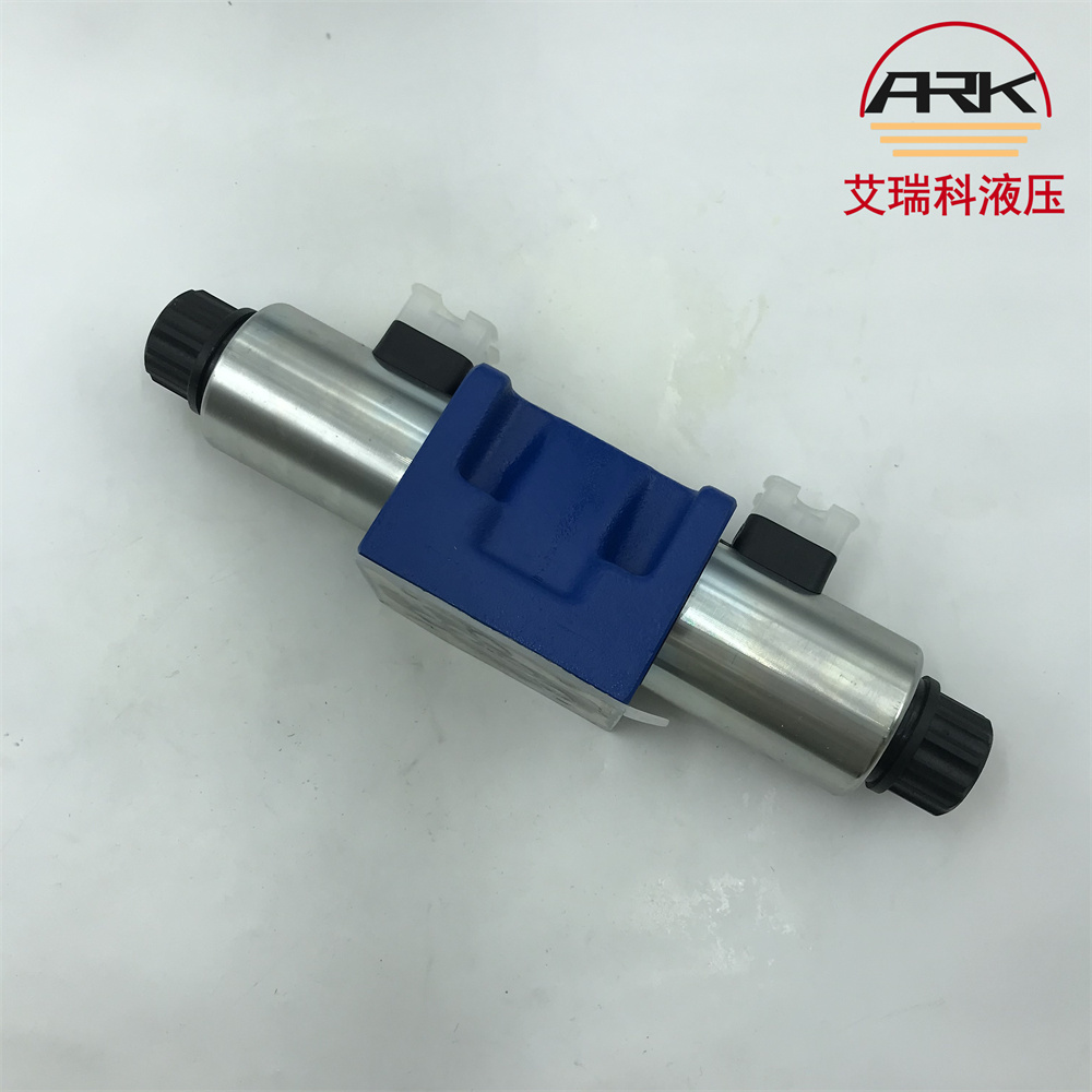 力士乐R901390857订货号原厂现货三位四通换向阀 4we10e5x/hg24n9k4/m